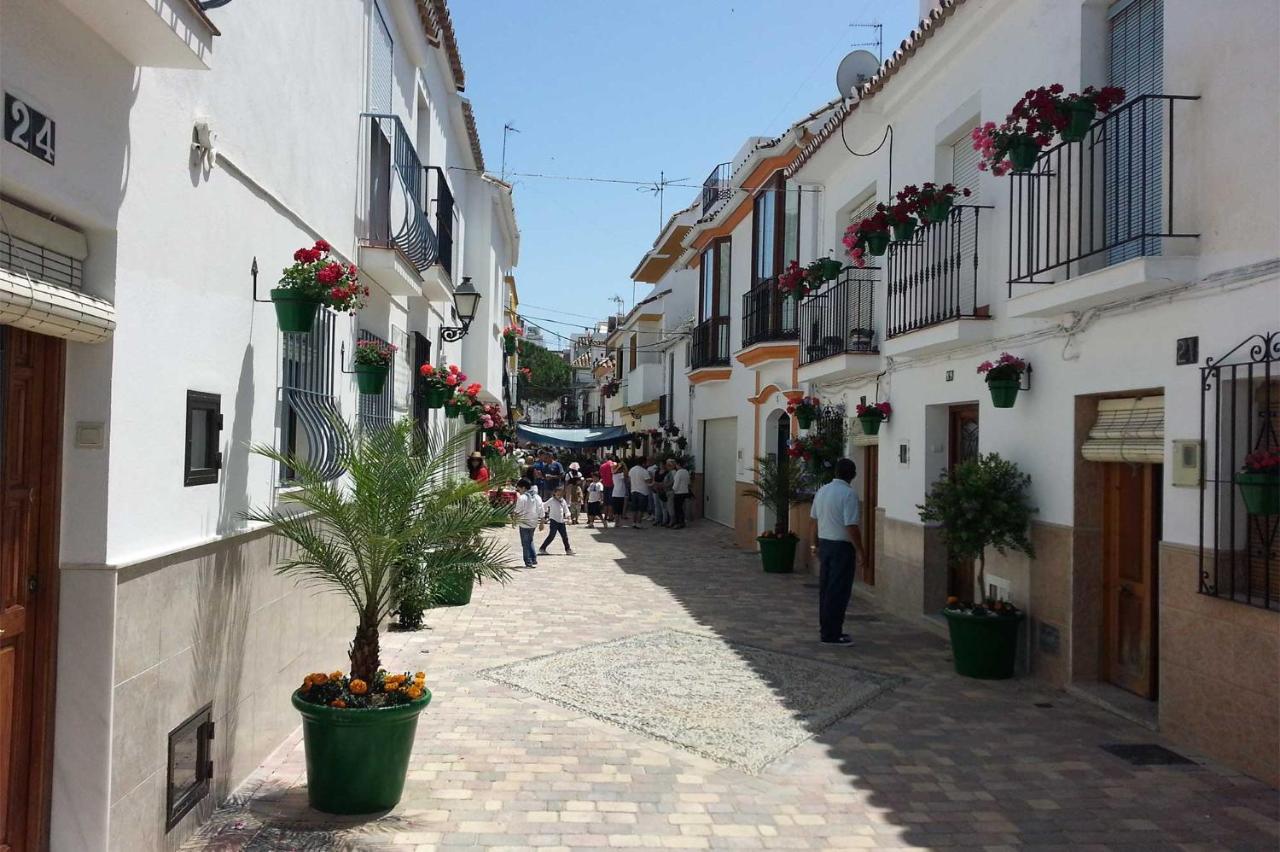 Апартаменты Puerto Blanco Эстепона Экстерьер фото